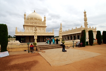 Gumbaz