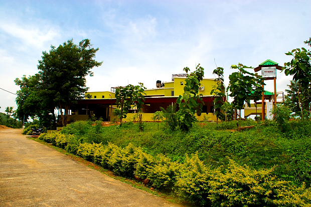 TaraTanini Nirupama Hotel