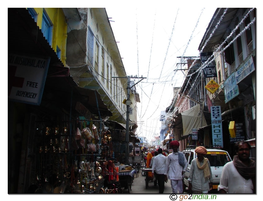 Busy market at Pushkar