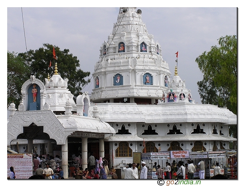 Bhadra Hanuman (sleeping Hanuman) temple in Maharashtra