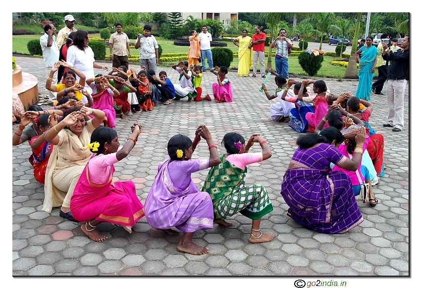 Dhimsa tribal dance at APTDC lunch point