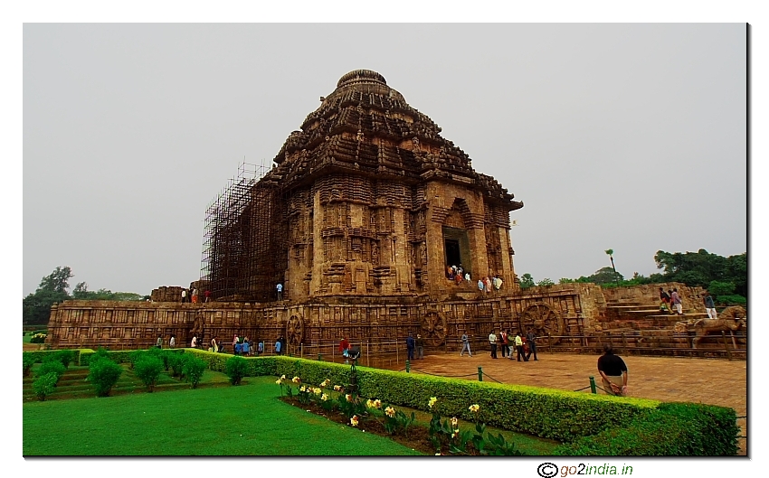 Side view of Konark sun temple