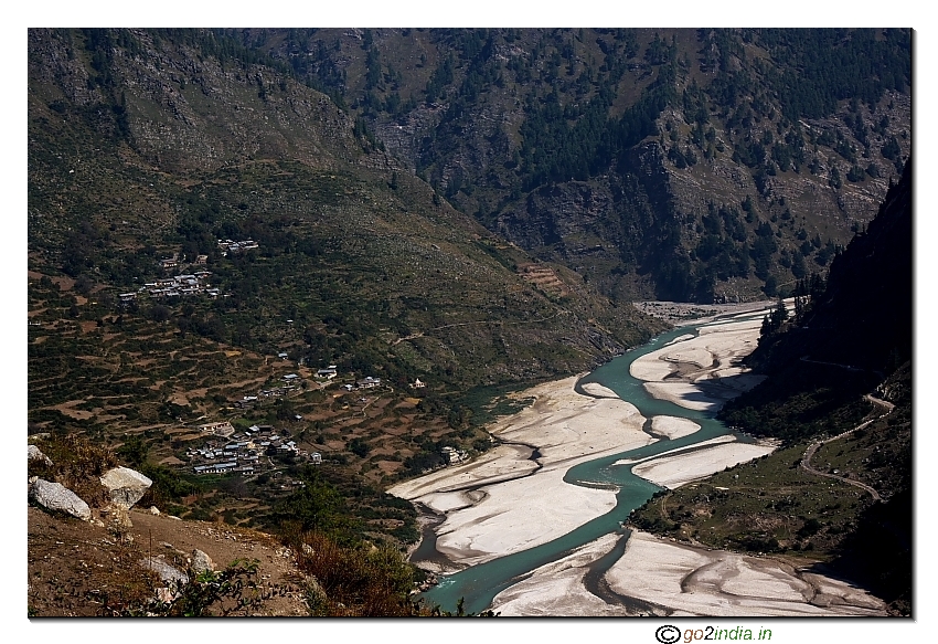 Uttarkashi to Gangotri Temple road 