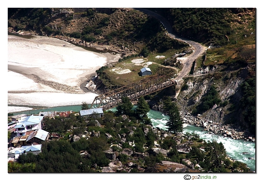 Road and bridge on Bhagirathi river near Gangotri