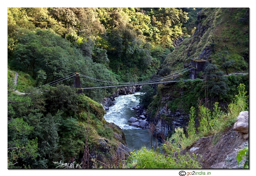 Uttarkashi to Gangotri Temple road 