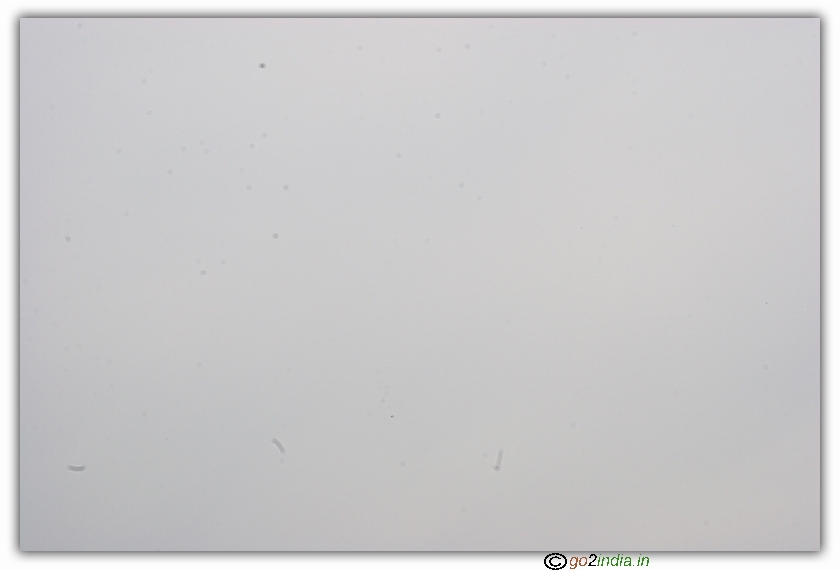 Showing dust on the sensor before cleaning