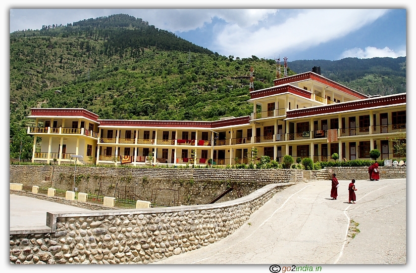 Dagpo Shedrupling monastery front view