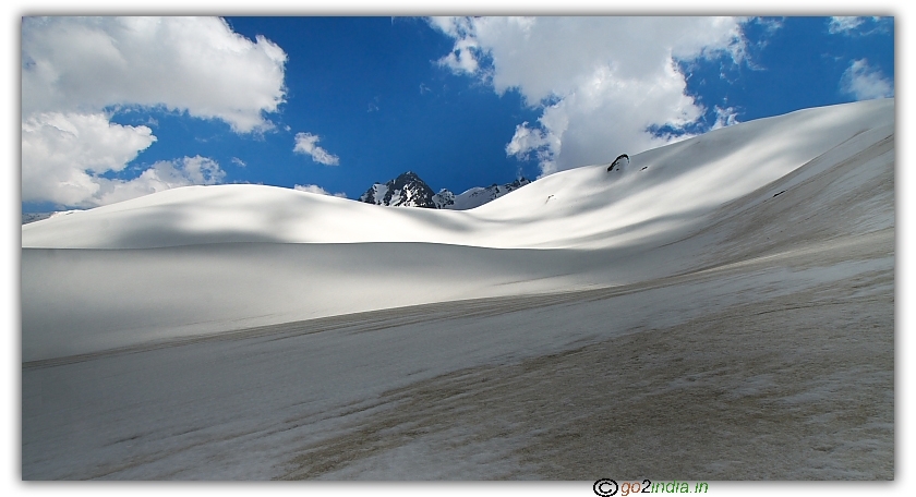 Smooth snow everywhere at Sarpass