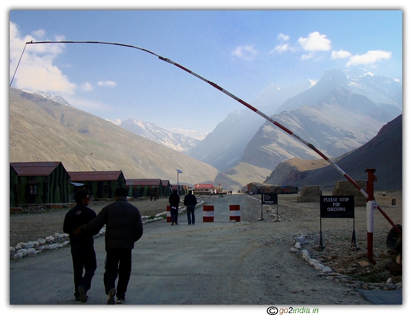Manali to Leh by road 
