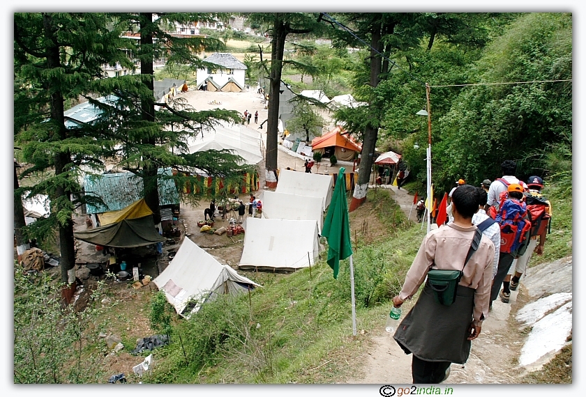 Trekkers reaching Kasol base camp