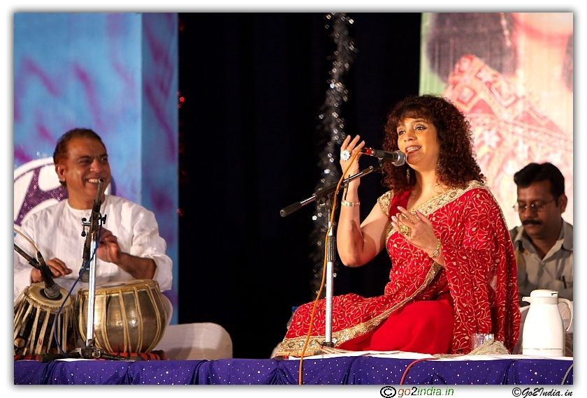 Penaz Masani Ghazal singer