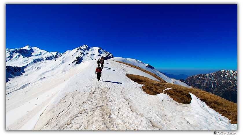 Peak point during Sarpass trek of YHAI