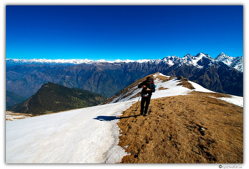 View of Naggar valleys from Sarpass