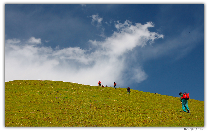 Steep climb before Maylee thatch