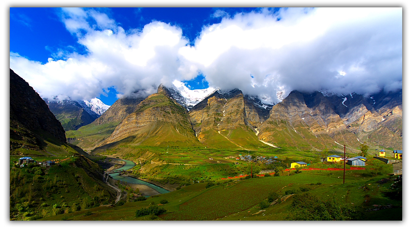 Landscape at Tandi with wider view of valleys and river