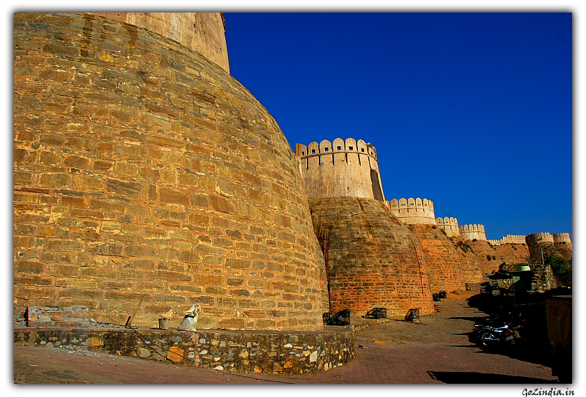 Outside wall of Kumbhalgarh Fort