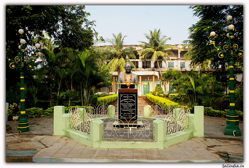 Statue of Dr P.V.G Raju D.Litt, Raja sheb of Vizianagaram