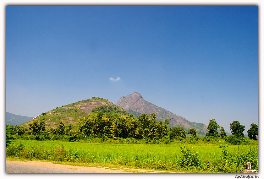 A rock near the Sunkhi ghati