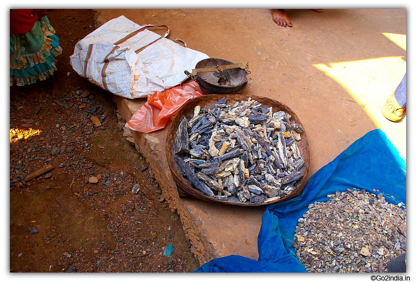 Local market selling jungle products at Gupteswar 