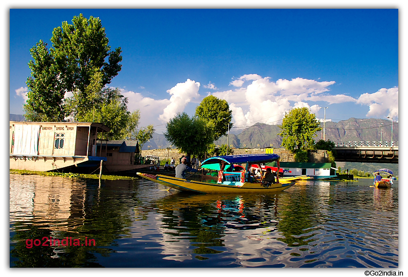The bridge and road dividing Nageen Lake & Dal Lake