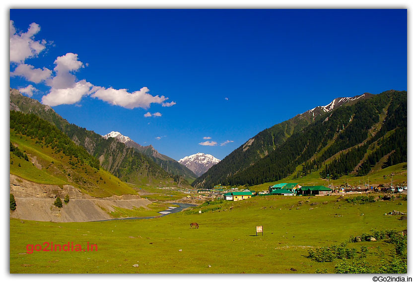 By the side of river Sonmarg is 80 KM from Srinagar
