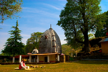 Binsar Mahadev Temple